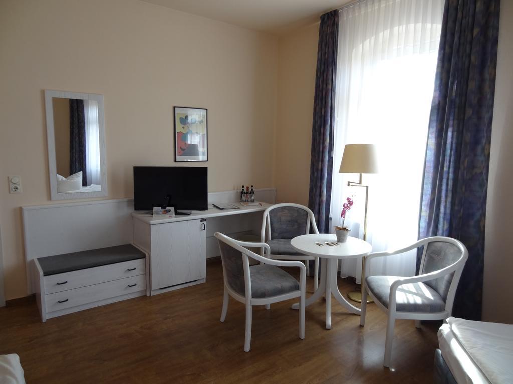 Hotel Elisenhof Хемниц Экстерьер фото