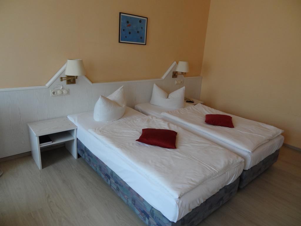 Hotel Elisenhof Хемниц Экстерьер фото